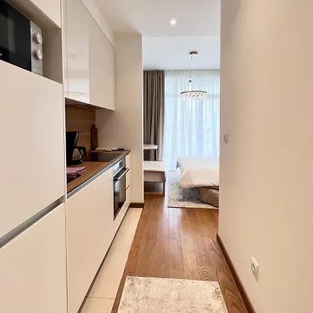 Waterfront Luxury Suites *