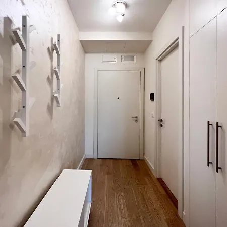 Waterfront Luxury Suites Apartment