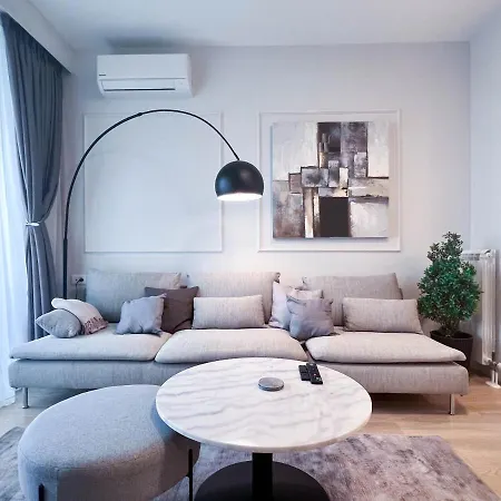 Waterfront Luxury Suites Apartment Belgrade