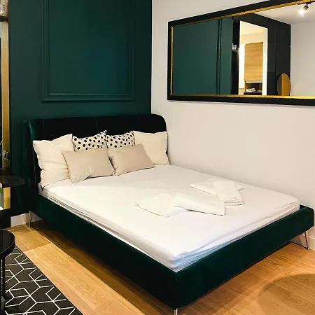 Waterfront Luxury Suites Apartment Belgrade